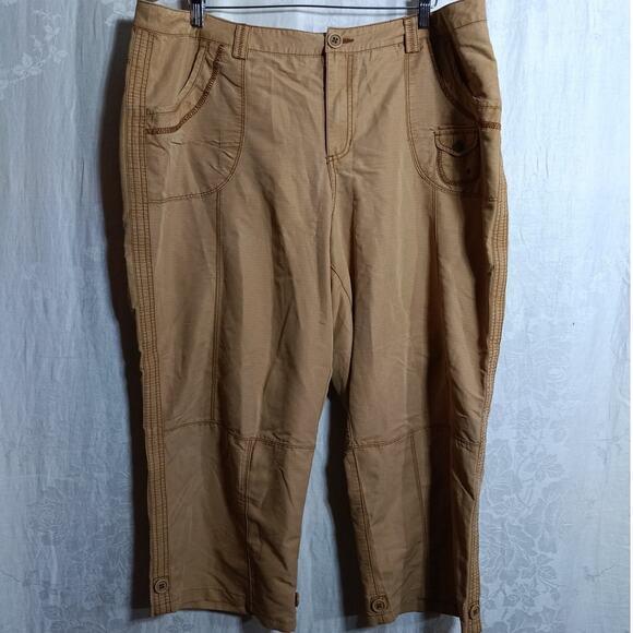 Lane Bryant Tan Ripstop Cropped Pants Size 18 - Picture 1 of 14